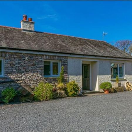 Two Acres- Spacious, Delightful, Pet Free Bungalow Levens Buitenkant foto